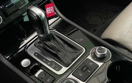 Volkswagen Touareg III, 2017 год, 2 927 800 рублей, 22 фотография