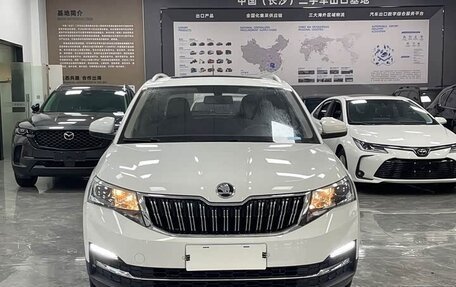 Skoda Kamiq I, 2022 год, 1 654 000 рублей, 4 фотография