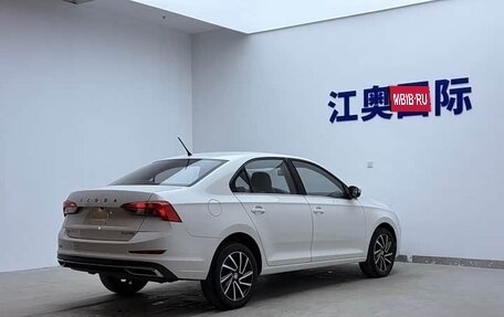 Skoda Rapid II, 2022 год, 1 614 000 рублей, 2 фотография