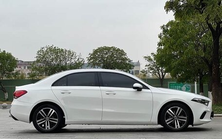 Mercedes-Benz A-Класс, 2022 год, 1 583 240 рублей, 5 фотография