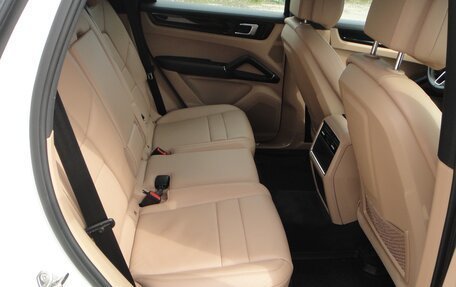 Porsche Cayenne III, 2019 год, 5 850 000 рублей, 10 фотография