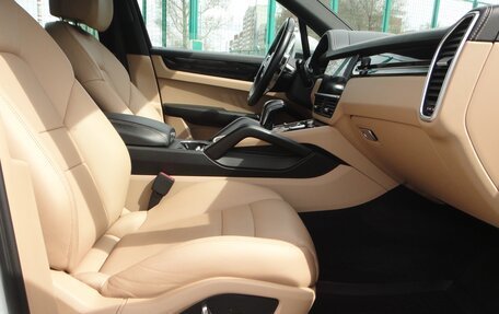 Porsche Cayenne III, 2019 год, 5 850 000 рублей, 11 фотография