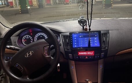 Hyundai Sonata VI, 2008 год, 900 000 рублей, 13 фотография