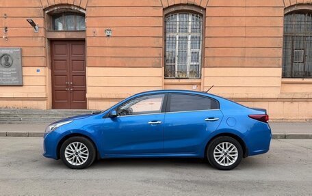 KIA Rio IV, 2017 год, 1 010 000 рублей, 2 фотография