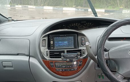 Toyota Estima III рестайлинг -2, 2000 год, 680 000 рублей, 9 фотография