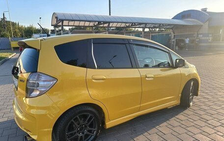 Honda Fit III, 2011 год, 590 000 рублей, 10 фотография