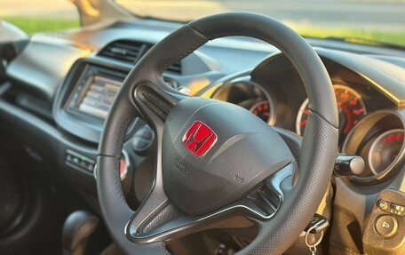 Honda Fit III, 2011 год, 590 000 рублей, 15 фотография