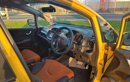 Honda Fit III, 2011 год, 590 000 рублей, 14 фотография