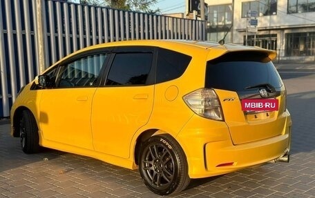 Honda Fit III, 2011 год, 590 000 рублей, 6 фотография