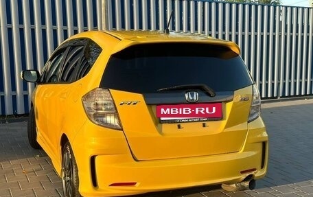 Honda Fit III, 2011 год, 590 000 рублей, 7 фотография