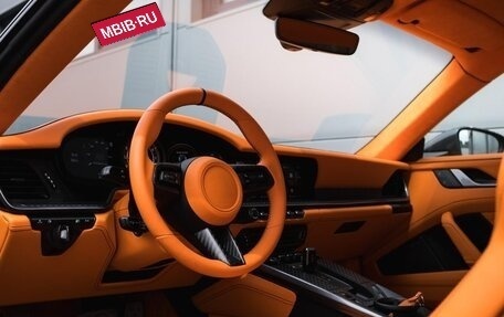 Porsche 911, 2024 год, 82 600 000 рублей, 9 фотография