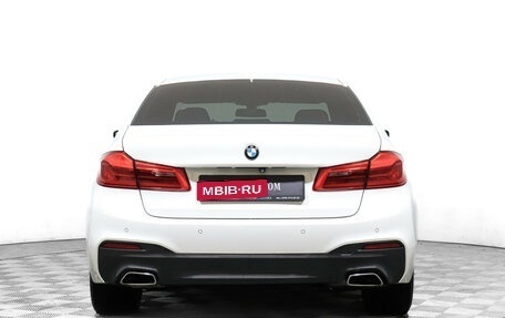 BMW 5 серия, 2017 год, 3 350 000 рублей, 18 фотография