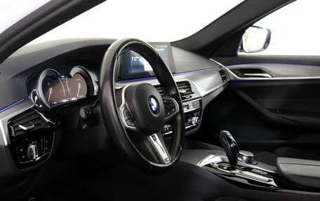 BMW 5 серия, 2017 год, 3 350 000 рублей, 38 фотография