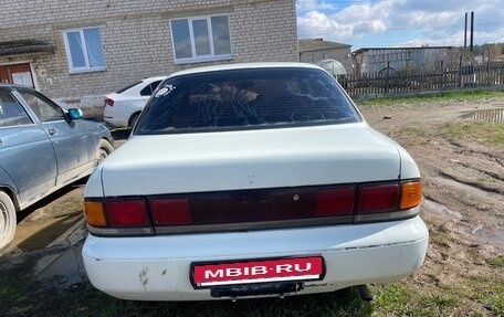 Toyota Sprinter VIII (E110), 1993 год, 70 000 рублей, 2 фотография