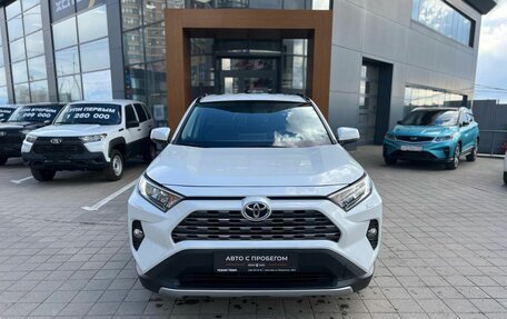 Toyota RAV4, 2021 год, 3 790 000 рублей, 2 фотография