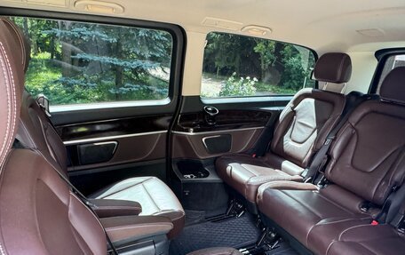 Mercedes-Benz V-Класс, 2018 год, 5 100 000 рублей, 12 фотография