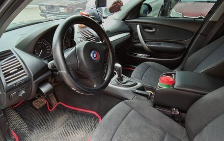 BMW 1 серия, 2008 год, 700 000 рублей, 10 фотография