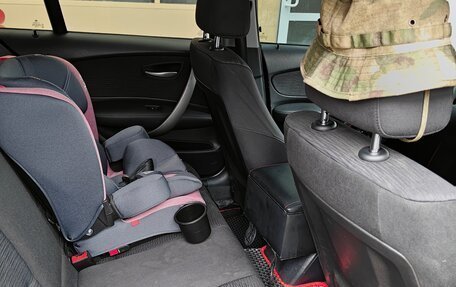 BMW 1 серия, 2008 год, 700 000 рублей, 13 фотография