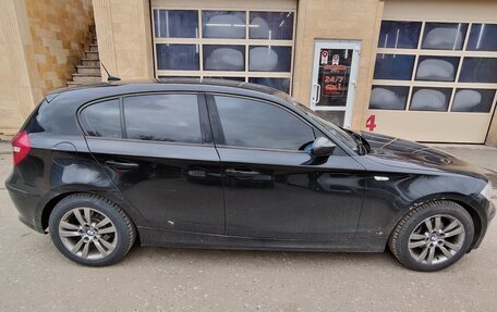 BMW 1 серия, 2008 год, 700 000 рублей, 7 фотография