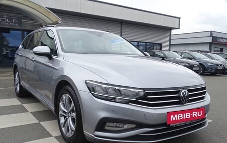 Volkswagen Passat, 2024 год, 3 273 267 рублей, 3 фотография