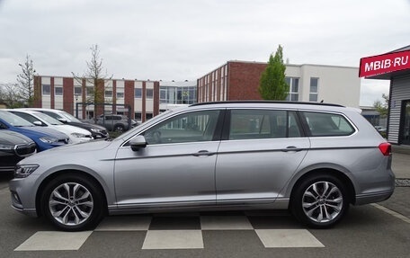 Volkswagen Passat, 2024 год, 3 273 267 рублей, 8 фотография
