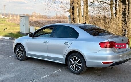 Volkswagen Jetta VI, 2013 год, 950 000 рублей, 4 фотография