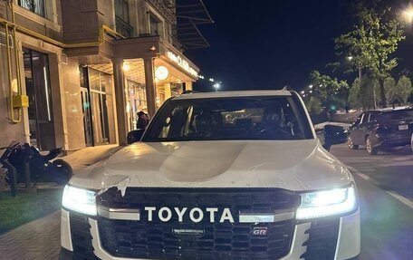 Toyota Highlander, 2026 год, 16 300 000 рублей, 2 фотография