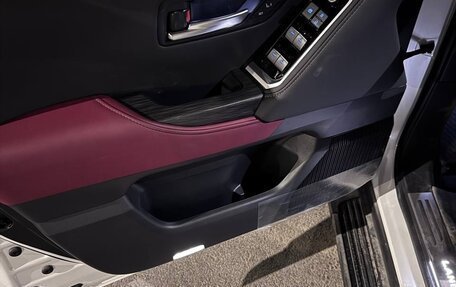 Toyota Highlander, 2026 год, 16 300 000 рублей, 16 фотография