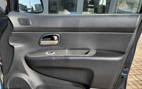 KIA Carens III (RP), 2009 год, 760 000 рублей, 18 фотография