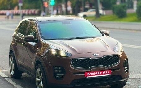 KIA Sportage IV рестайлинг, 2017 год, 1 700 000 рублей, 2 фотография