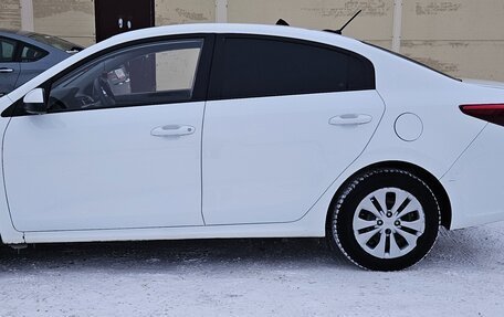 KIA Rio IV, 2019 год, 1 300 000 рублей, 6 фотография