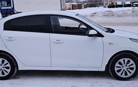 KIA Rio IV, 2019 год, 1 300 000 рублей, 7 фотография