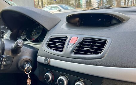 Renault Fluence I, 2010 год, 735 000 рублей, 22 фотография