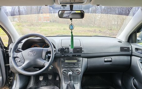 Toyota Avensis III рестайлинг, 2006 год, 810 000 рублей, 10 фотография