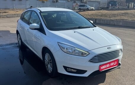 Ford Focus III, 2018 год, 985 000 рублей, 2 фотография