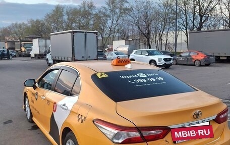 Toyota Camry, 2021 год, 2 000 000 рублей, 7 фотография