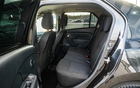 Renault Logan II, 2017 год, 800 000 рублей, 11 фотография