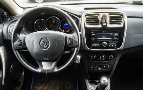 Renault Logan II, 2017 год, 800 000 рублей, 16 фотография