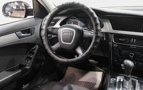 Audi A4, 2011 год, 949 000 рублей, 15 фотография