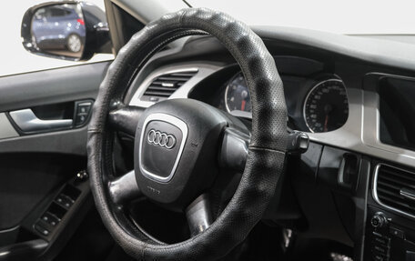 Audi A4, 2011 год, 949 000 рублей, 18 фотография