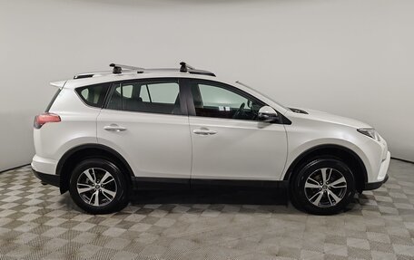 Toyota RAV4, 2018 год, 2 329 000 рублей, 4 фотография