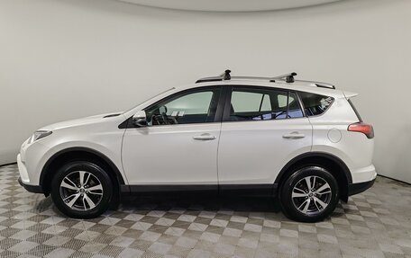 Toyota RAV4, 2018 год, 2 329 000 рублей, 8 фотография