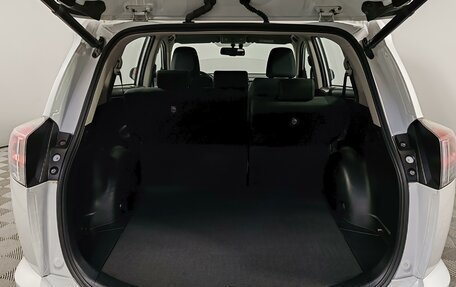 Toyota RAV4, 2018 год, 2 329 000 рублей, 9 фотография