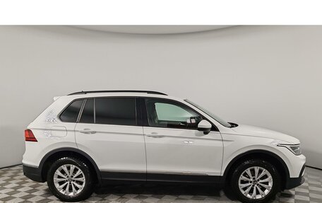 Volkswagen Tiguan II, 2020 год, 2 449 000 рублей, 4 фотография