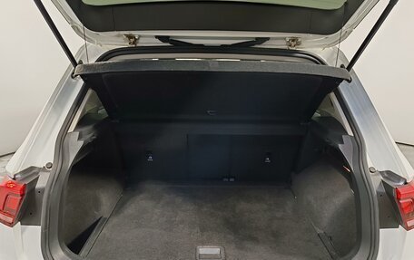 Volkswagen Tiguan II, 2020 год, 2 449 000 рублей, 10 фотография