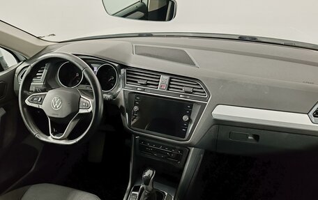 Volkswagen Tiguan II, 2020 год, 2 449 000 рублей, 11 фотография