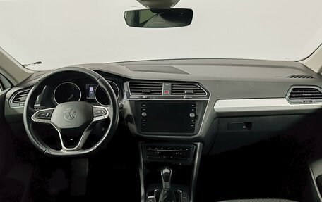 Volkswagen Tiguan II, 2020 год, 2 449 000 рублей, 14 фотография