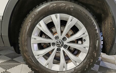 Volkswagen Tiguan II, 2020 год, 2 449 000 рублей, 18 фотография