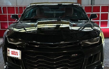 Chevrolet Camaro IV, 2014 год, 1 800 000 рублей, 1 фотография