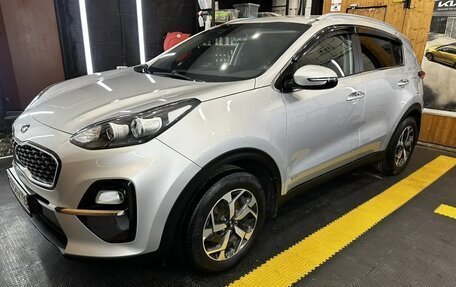 KIA Sportage IV рестайлинг, 2019 год, 2 100 000 рублей, 4 фотография